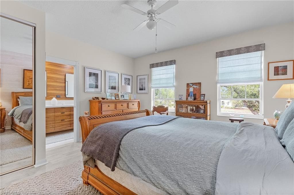 5677 Cove Cir, Naples, FL 34119-19