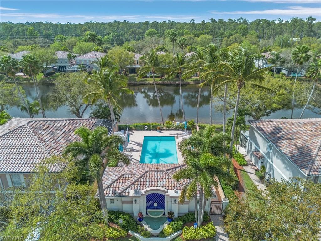 5677 Cove Cir, Naples, FL 34119-27