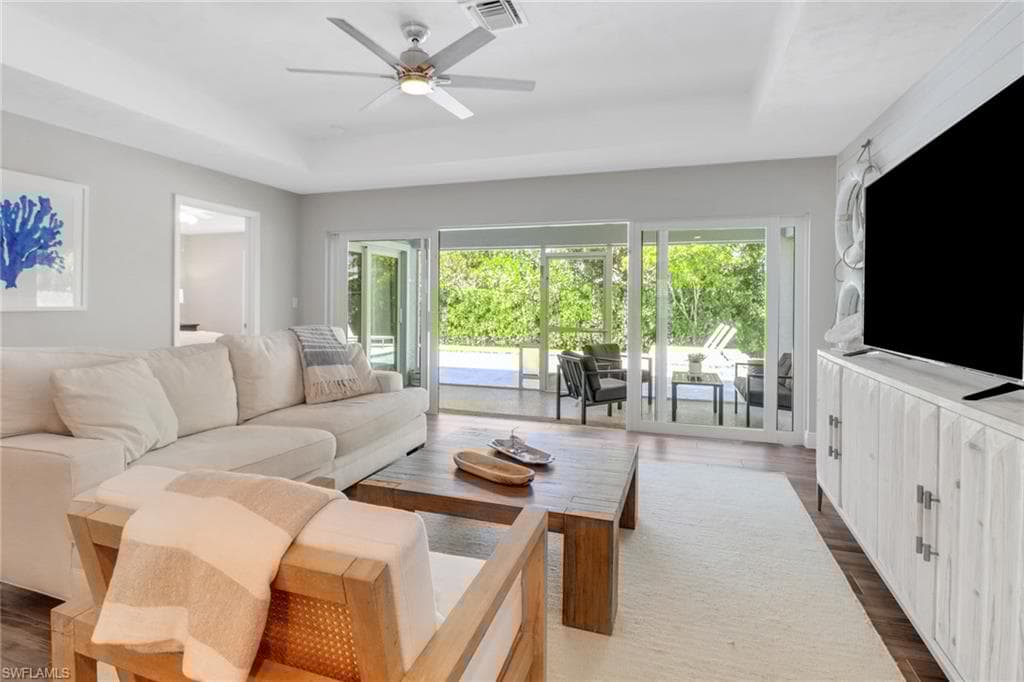 743 108th Ave N, Naples, FL 34108-26