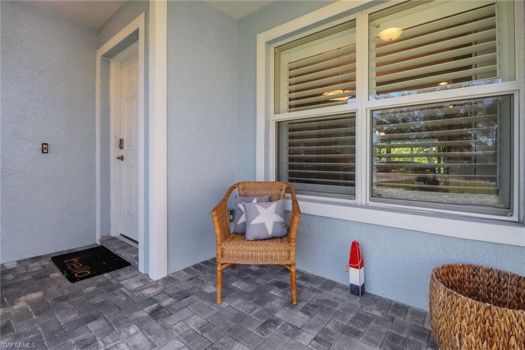 743 108th Ave N, Naples, FL 34108-33