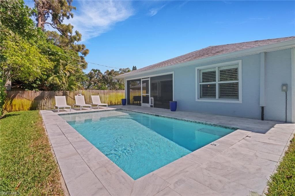 743 108th Ave N, Naples, FL 34108-7