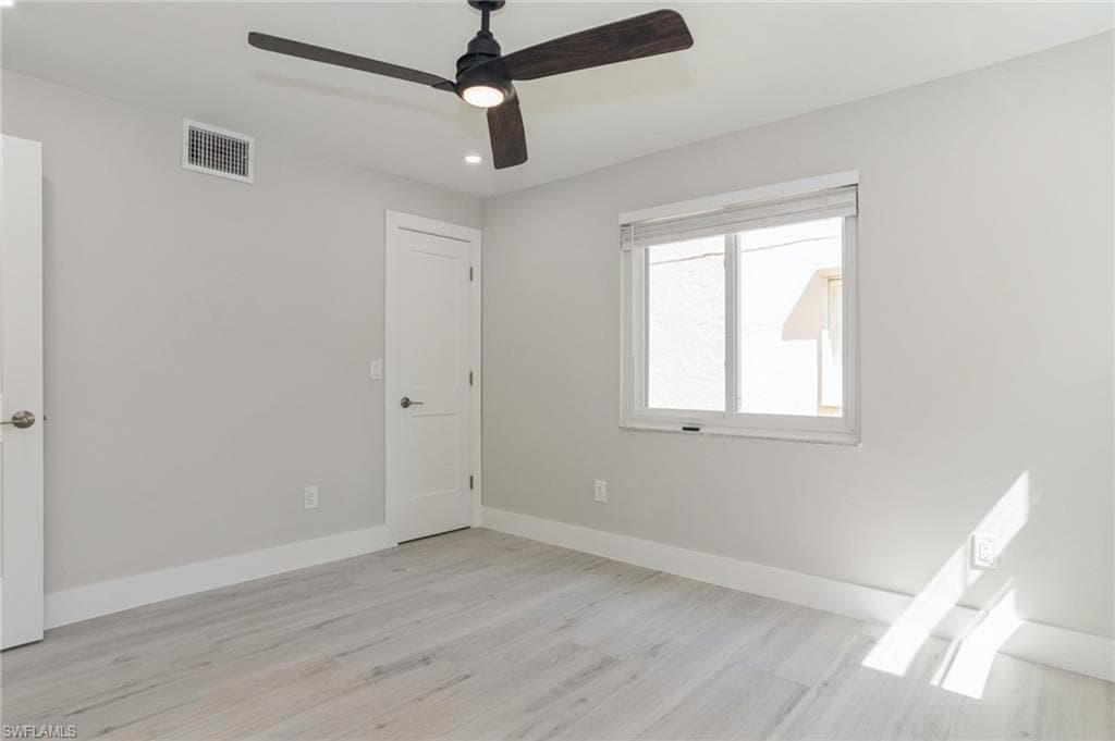 1155 Sandpiper St B3, Naples, FL 34102-14