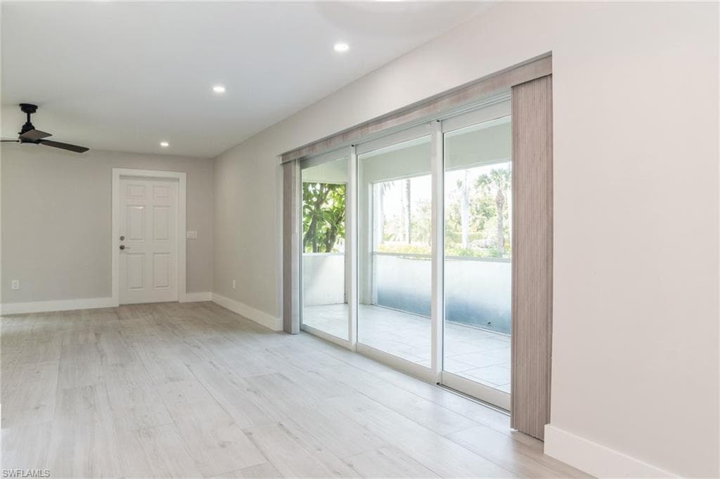 1155 Sandpiper St B3, Naples, FL 34102-8