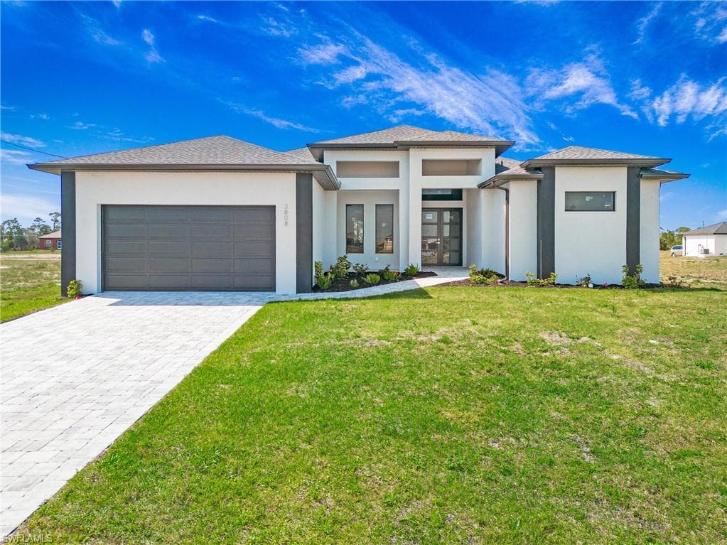 3808 43rd Pl, Cape Coral, FL 33993-1