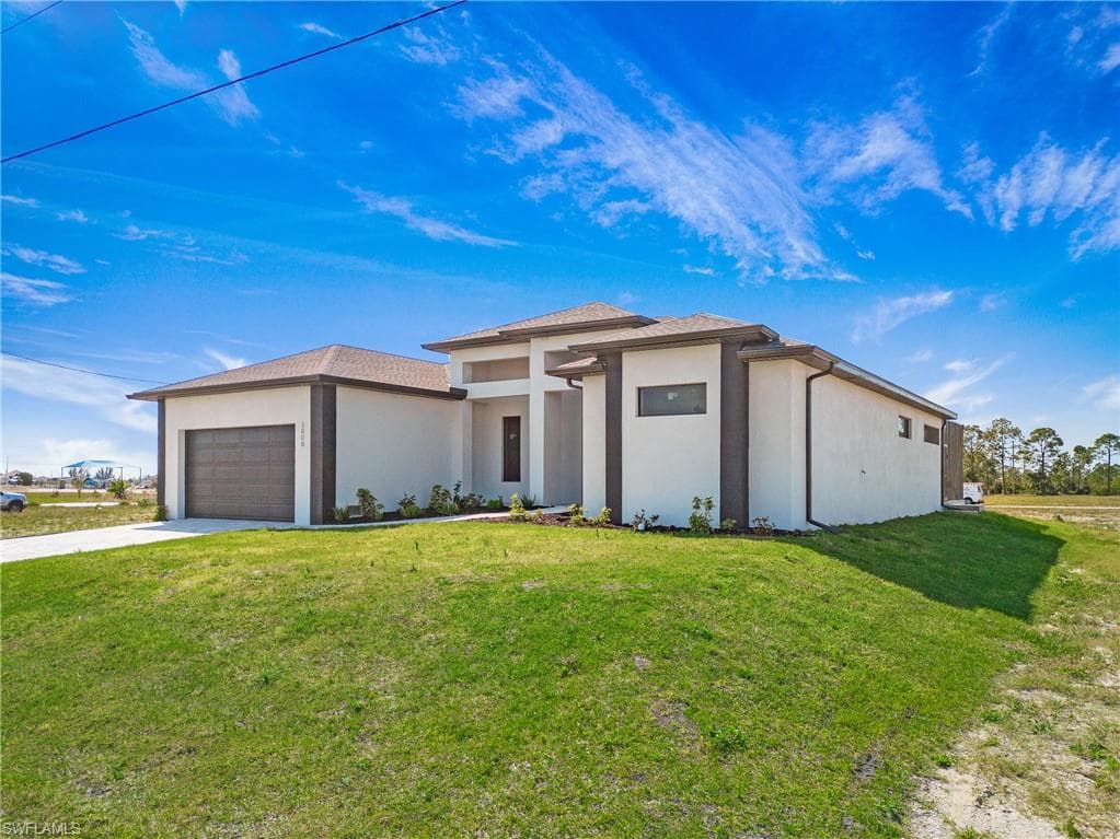 3808 43rd Pl, Cape Coral, FL 33993-7