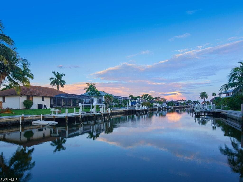 287 Meadowlark Ct, Marco Island, FL 34145-43