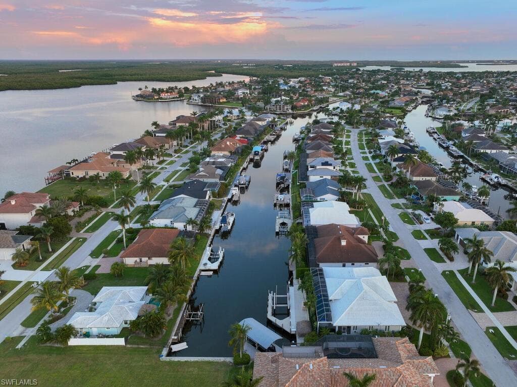 287 Meadowlark Ct, Marco Island, FL 34145-51