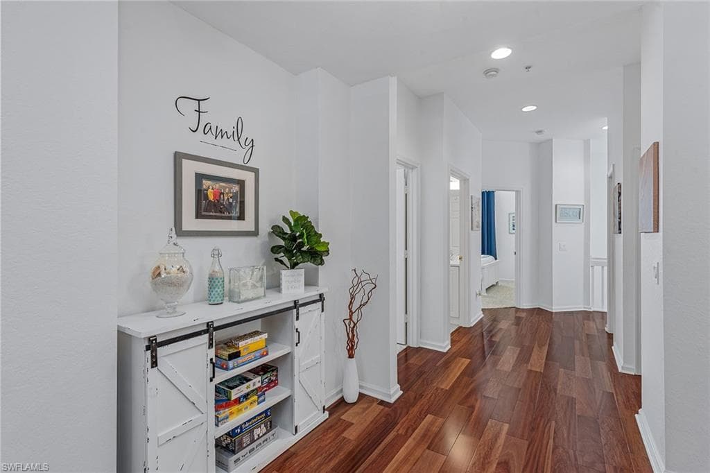 3945 Deer Crossing Ct 203, Naples, FL 34114-19