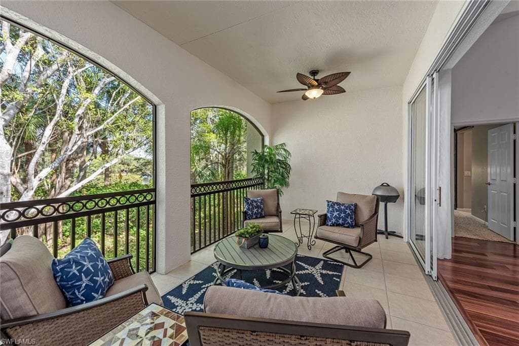 3945 Deer Crossing Ct 203, Naples, FL 34114-24