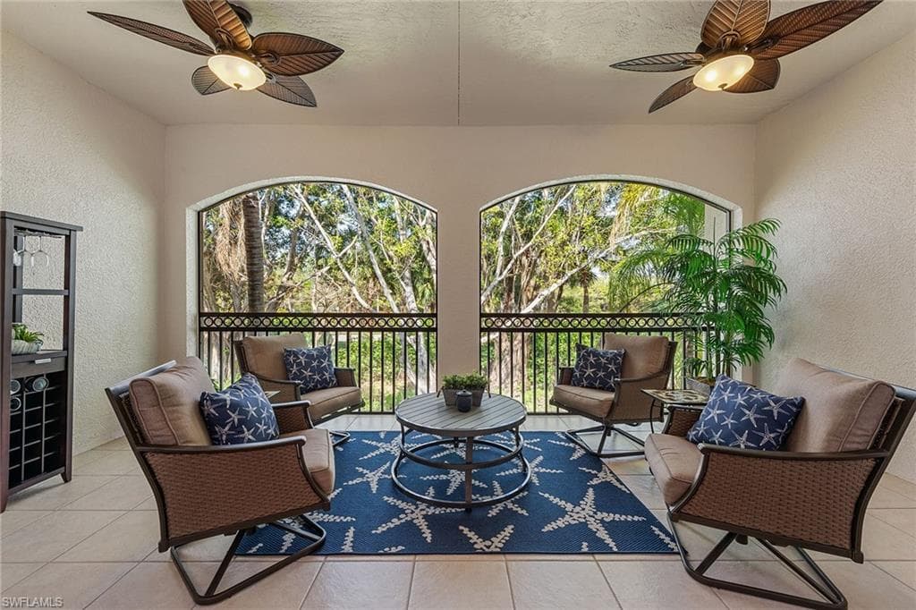 3945 Deer Crossing Ct 203, Naples, FL 34114-26