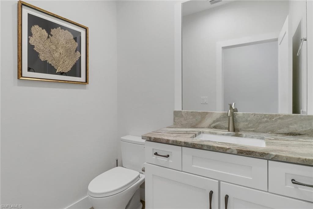 605 107th Ave N, Naples, FL 34108-16