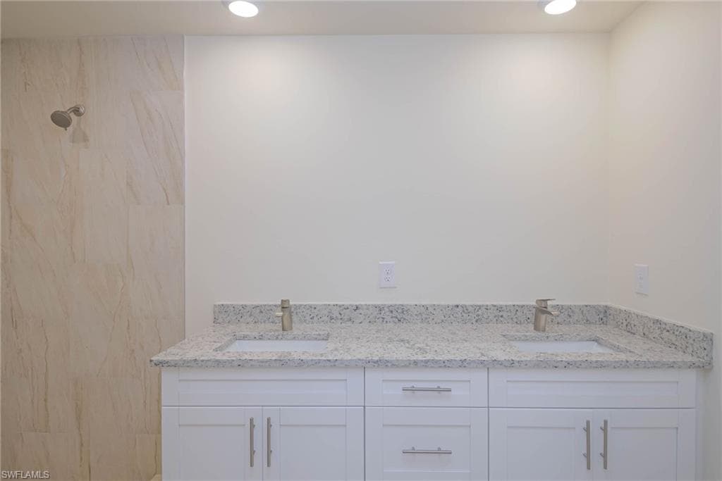 2120 French St, Fort Myers, FL 33916-17
