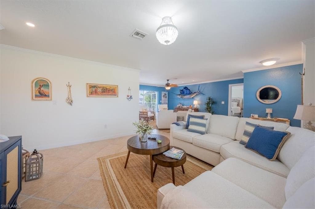 326 Sand Hill St, Marco Island, FL 34145-10