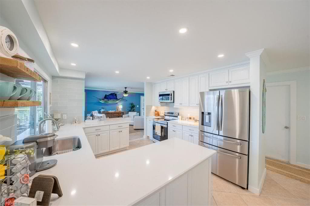 326 Sand Hill St, Marco Island, FL 34145-20