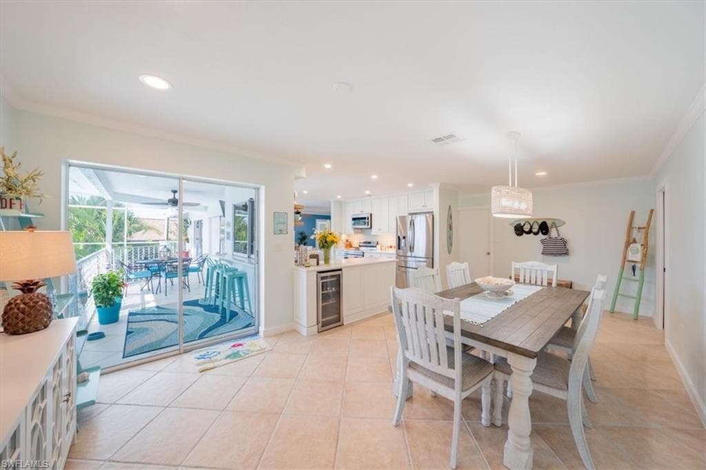 326 Sand Hill St, Marco Island, FL 34145-23