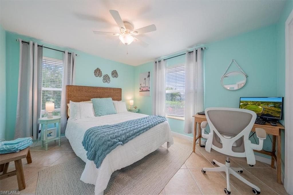 326 Sand Hill St, Marco Island, FL 34145-29