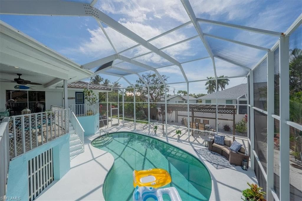 326 Sand Hill St, Marco Island, FL 34145-36