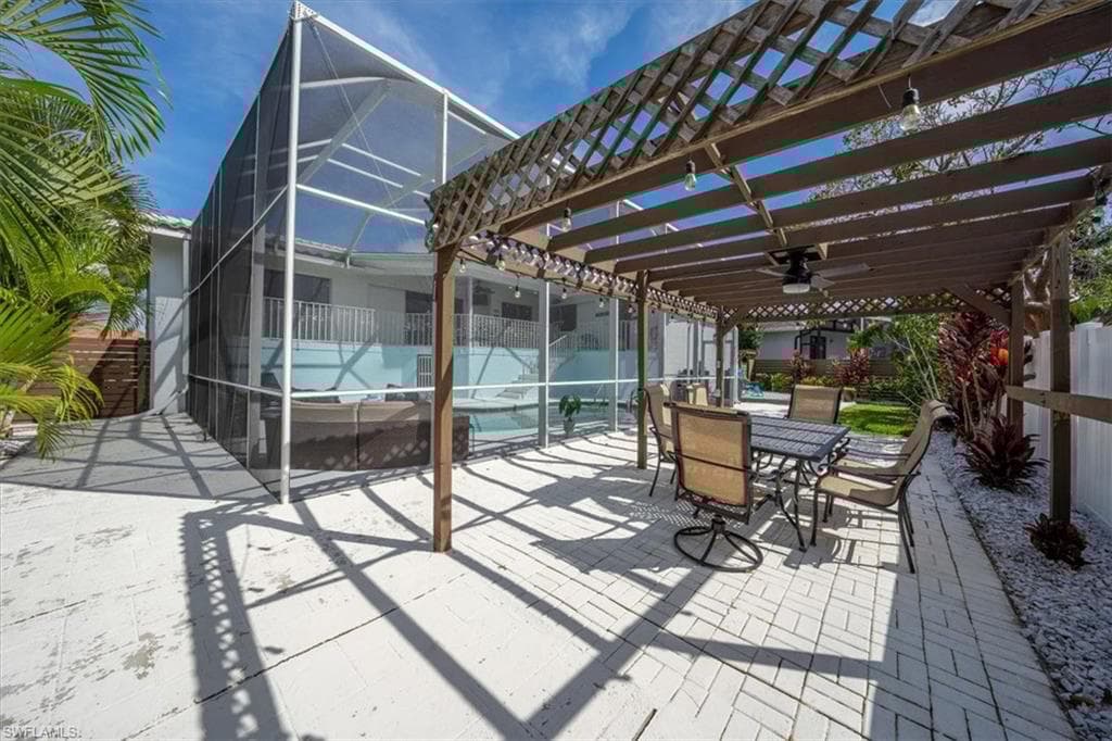 326 Sand Hill St, Marco Island, FL 34145-43