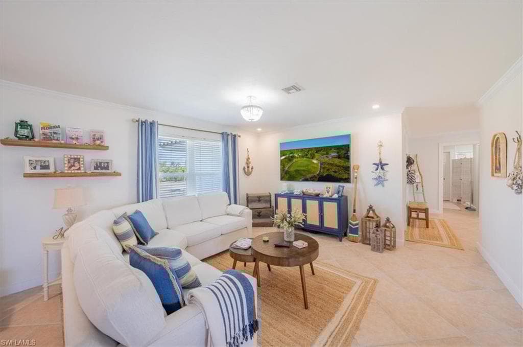 326 Sand Hill St, Marco Island, FL 34145-5