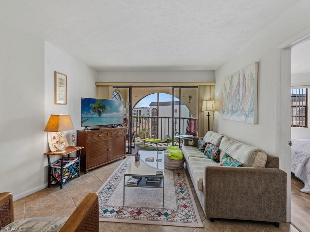 1027 Anglers Cv B501, Marco Island, FL 34145-9