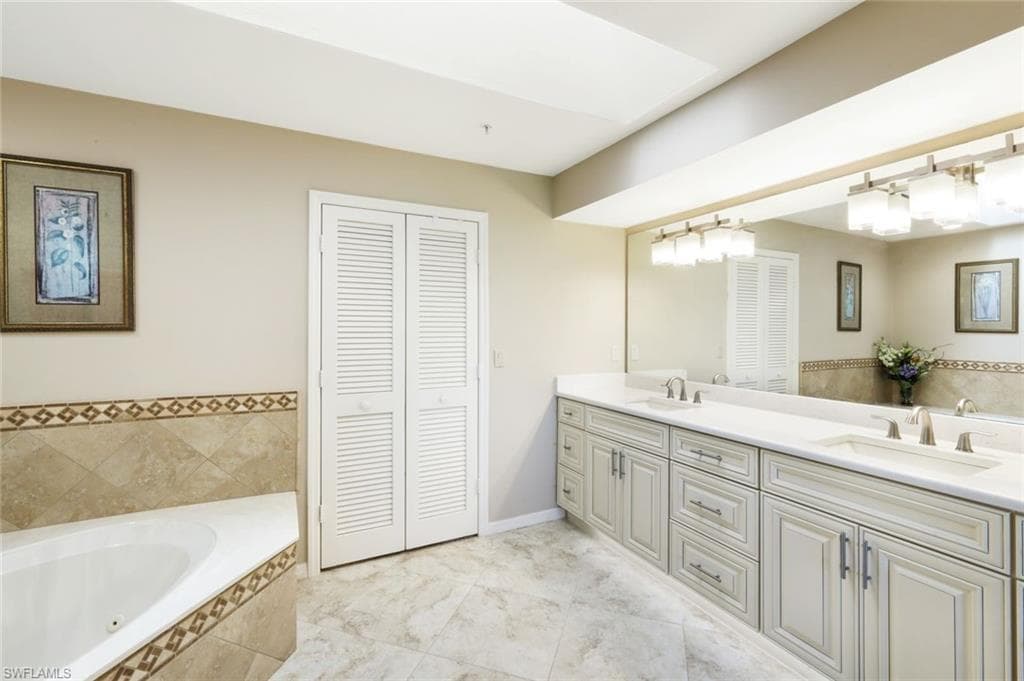 26890 Wedgewood Dr 404, Bonita Springs, FL 34134-22