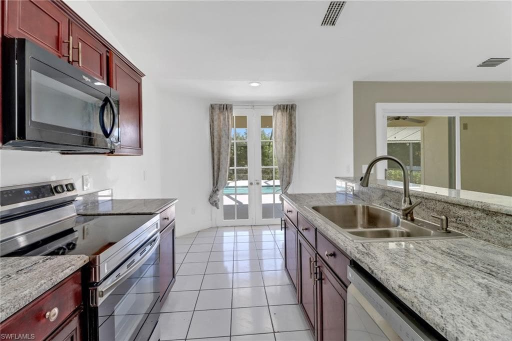 2540 47th Ter SW, Naples, FL 34116-13