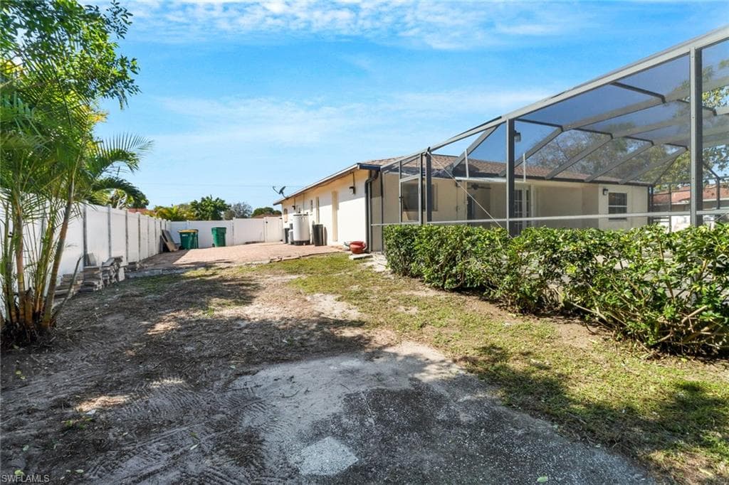 2540 47th Ter SW, Naples, FL 34116-27