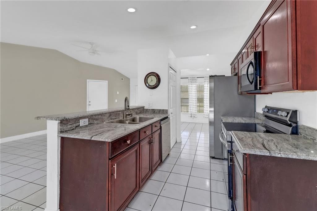 2540 47th Ter SW, Naples, FL 34116-6