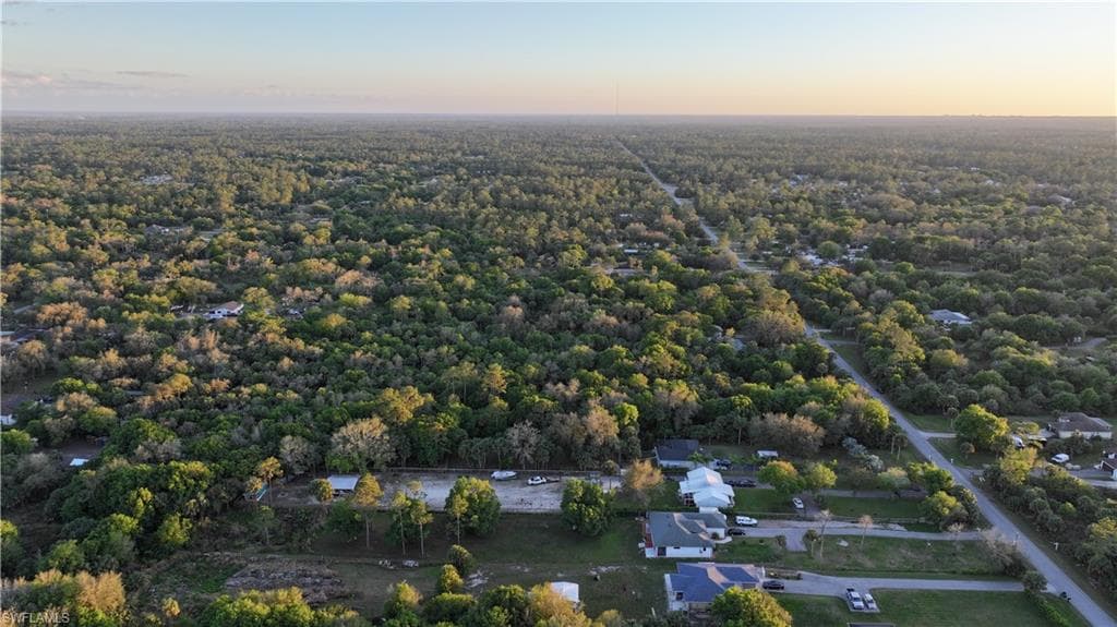 380 16th St NE, Naples, FL 34120-5