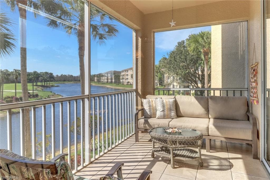 3800 Sawgrass Way 3126, Naples, FL 34112-10