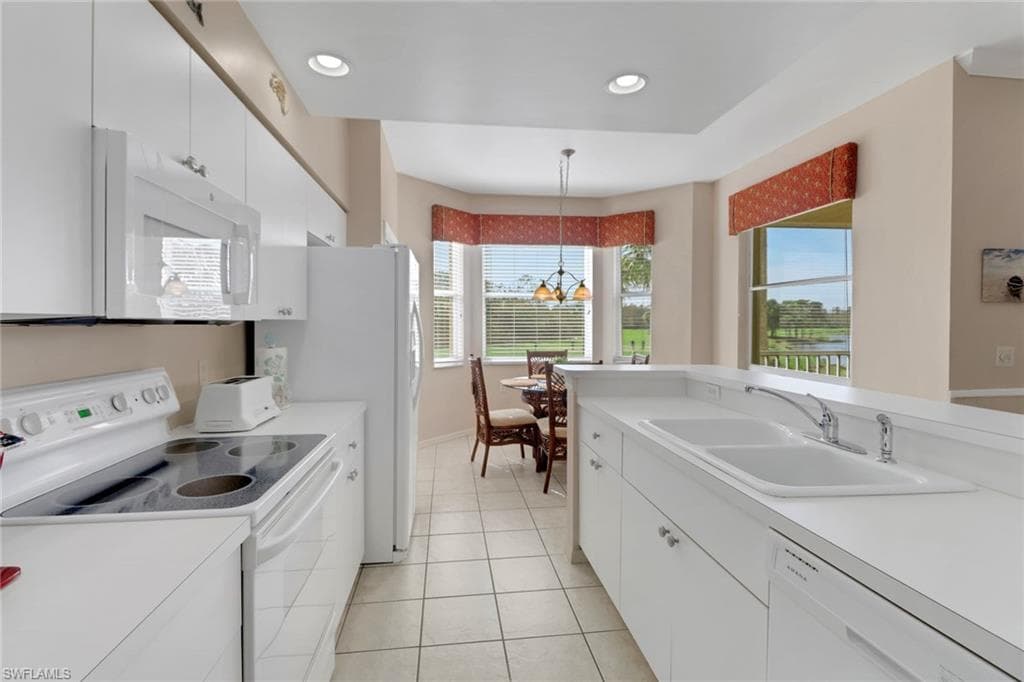 3800 Sawgrass Way 3126, Naples, FL 34112-6