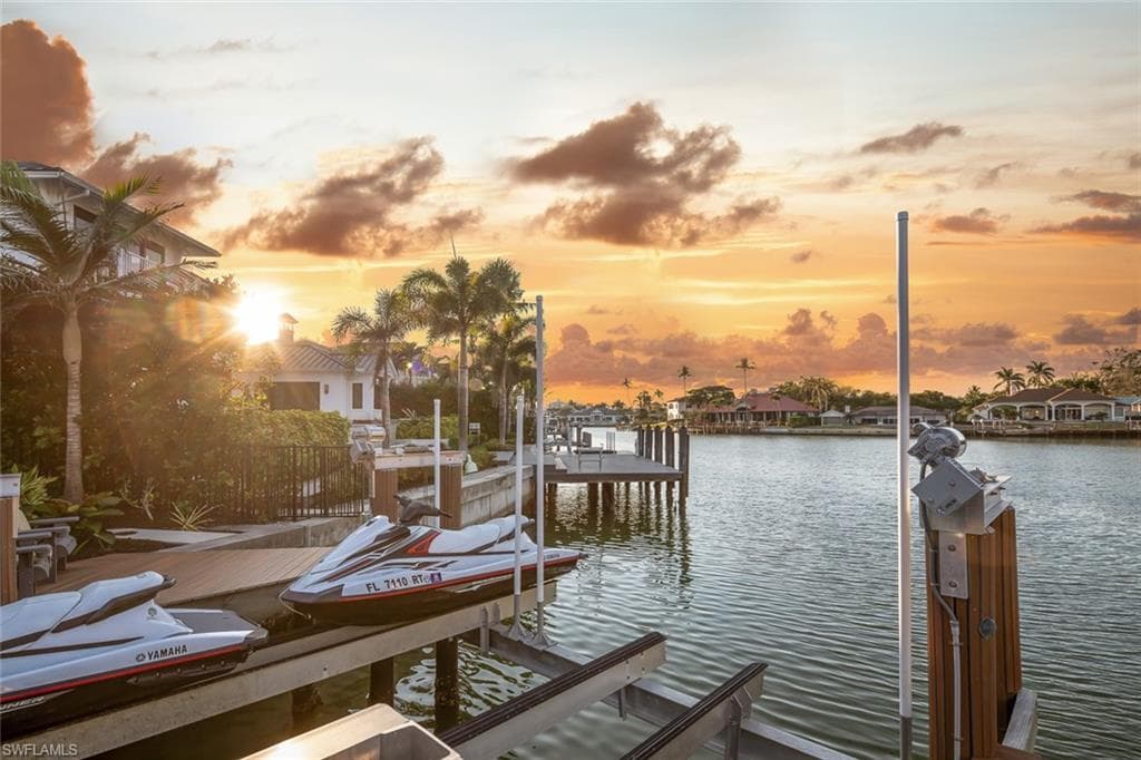 441 Mooring Line Dr, Naples, FL 34102-4