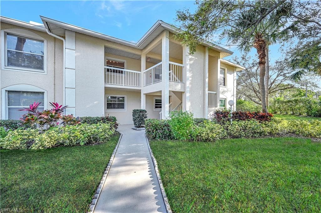 784 Landover Cir 203, Naples, FL 34104-17