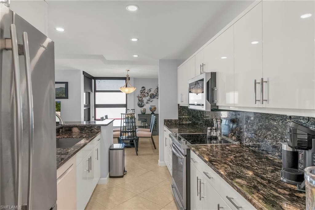 300 Collier Blvd 2104, Marco Island, FL 34145-15