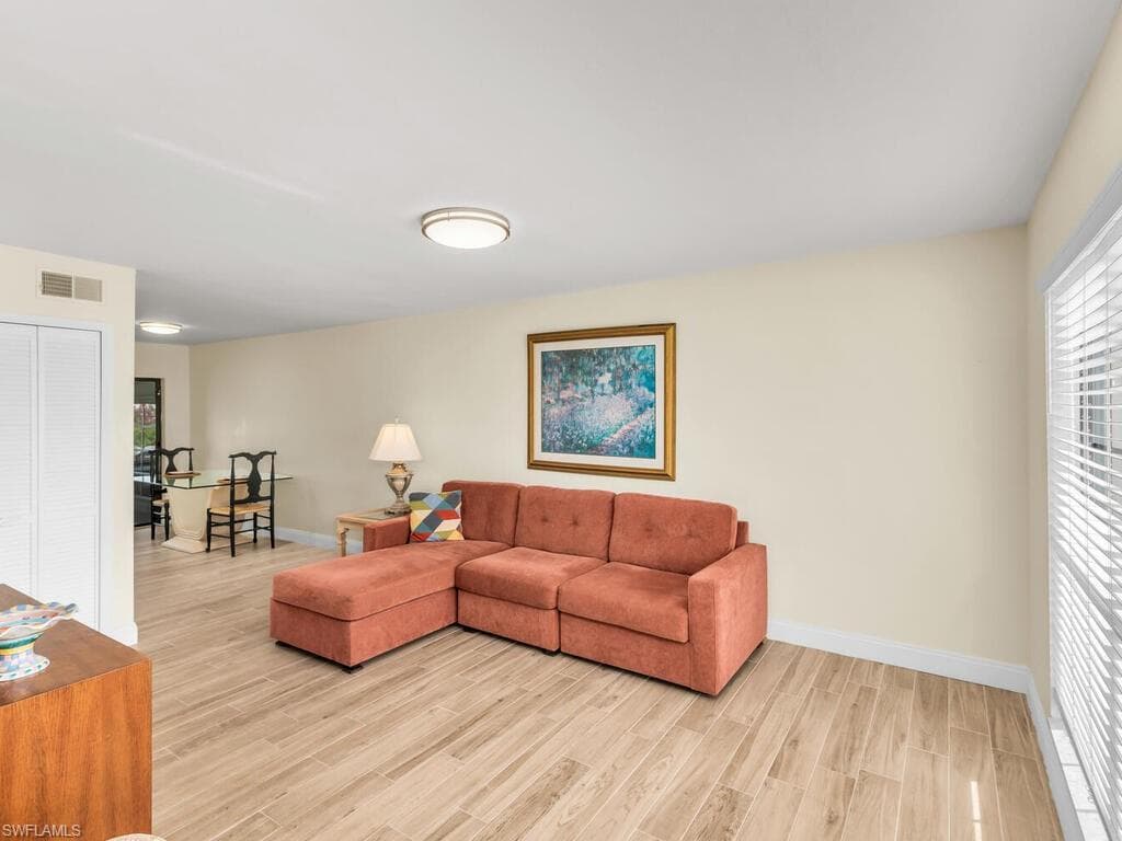 144 Clyburn Way W, Marco Island, FL 34145-8