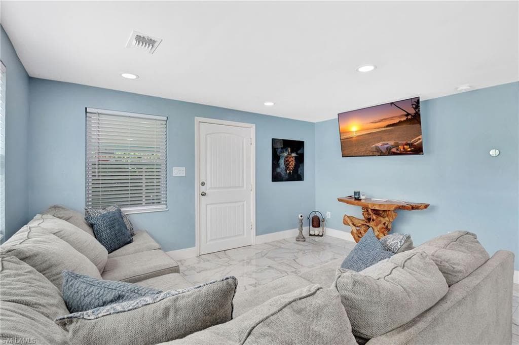 1009 Ridge St, Naples, FL 34103-17