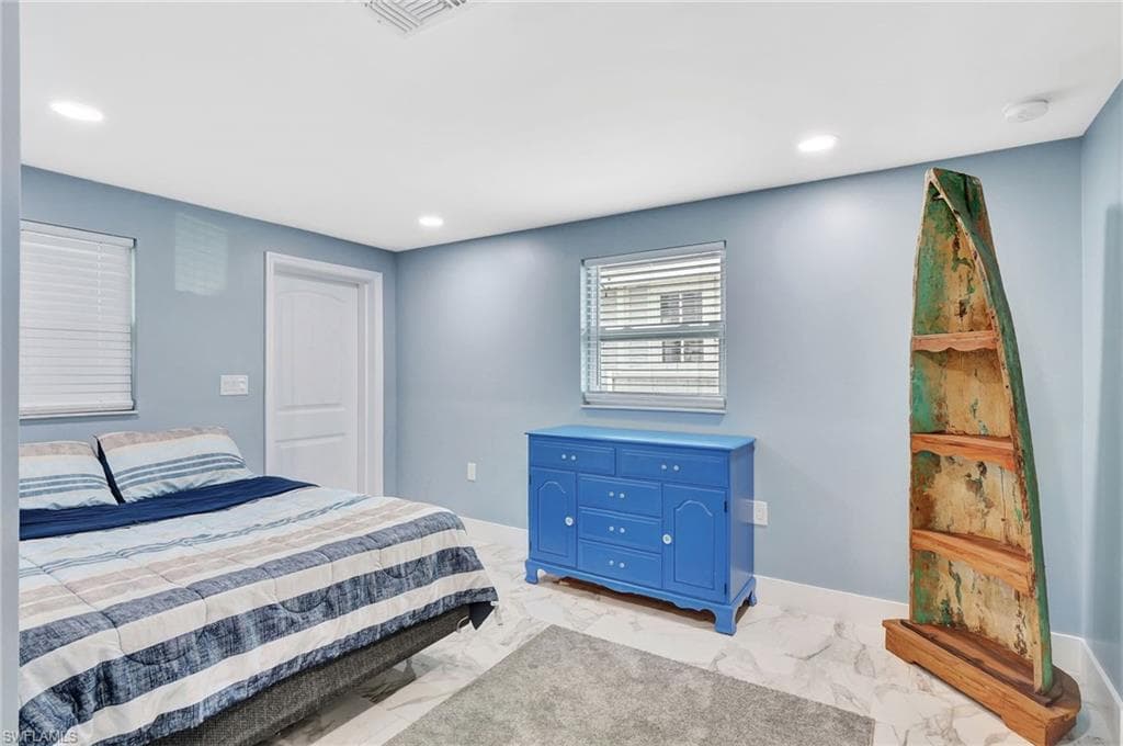 1009 Ridge St, Naples, FL 34103-23