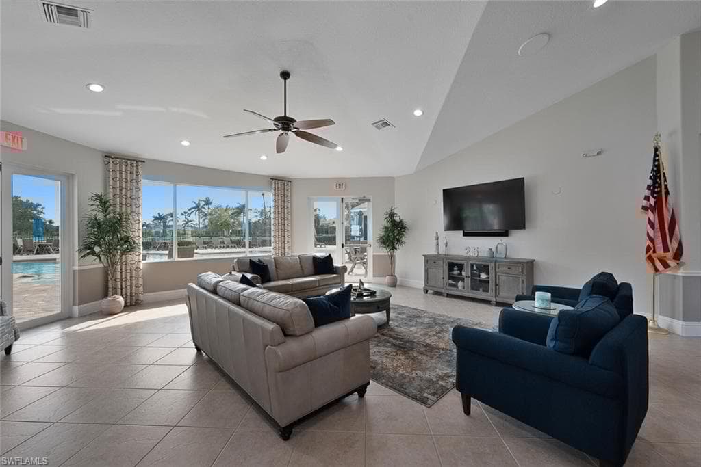 8106 Tauren Ct, Naples, FL 34119-18