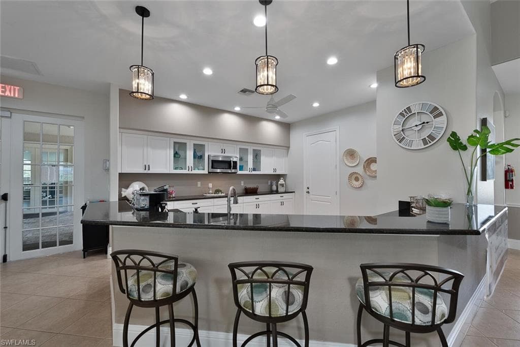 8106 Tauren Ct, Naples, FL 34119-19