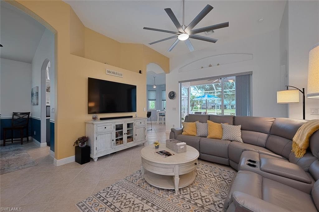 8106 Tauren Ct, Naples, FL 34119-3
