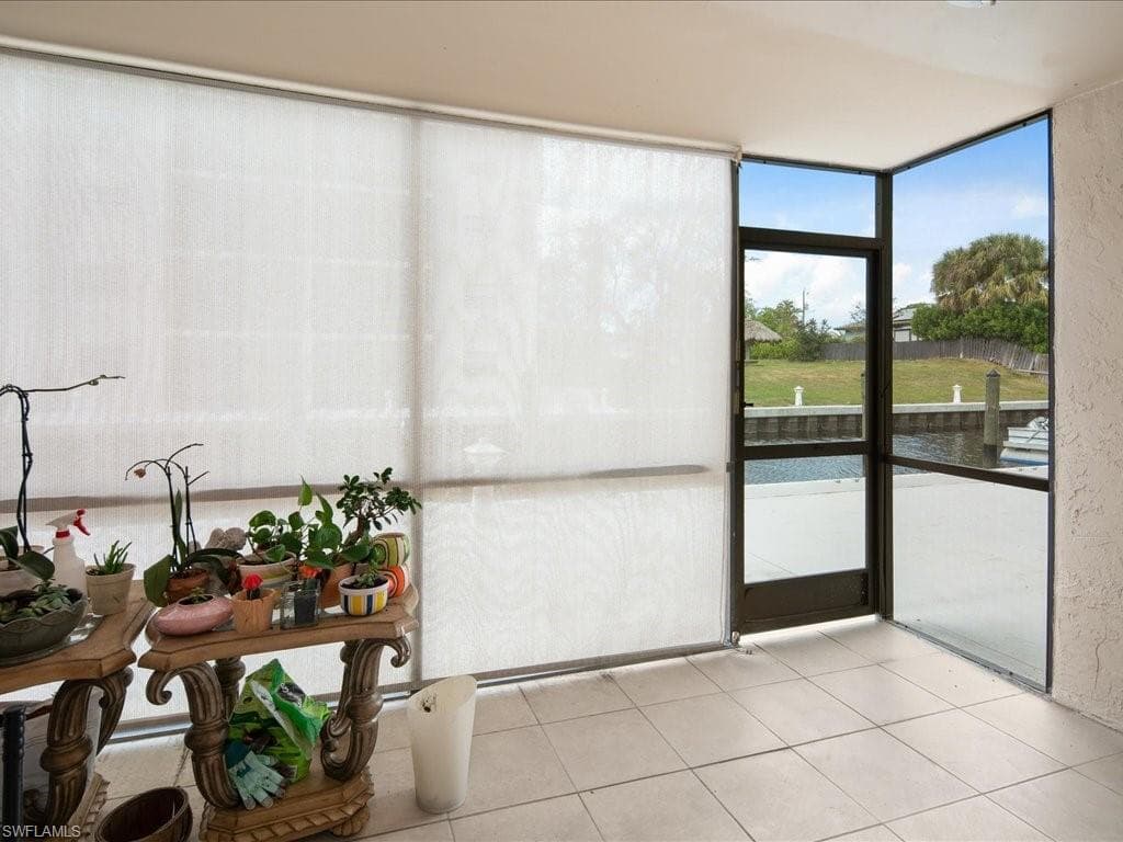 9395 Pennsylvania Ave 7, Bonita Springs, FL 34135-19