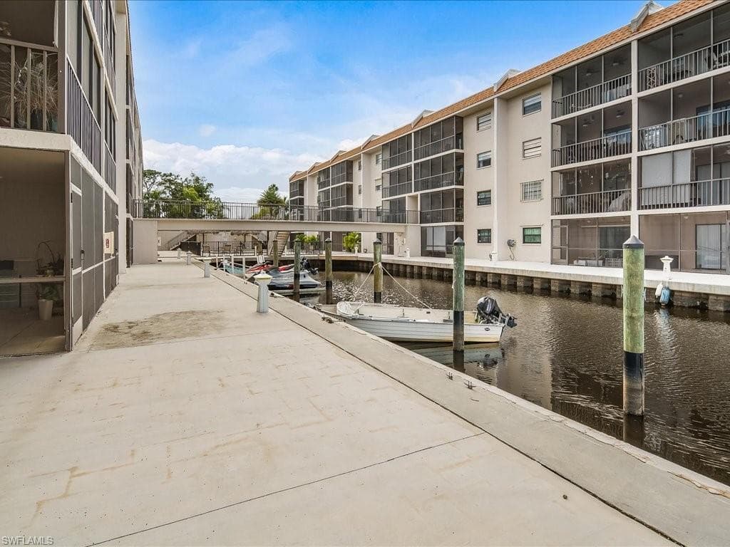 9395 Pennsylvania Ave 7, Bonita Springs, FL 34135-24