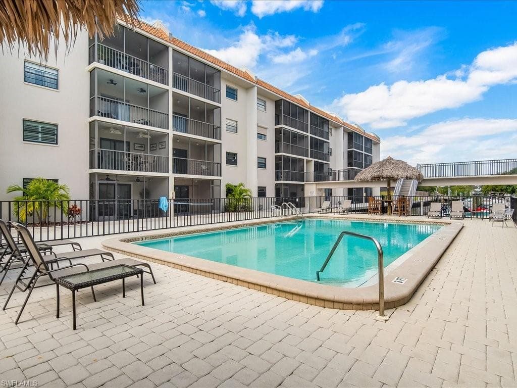 9395 Pennsylvania Ave 7, Bonita Springs, FL 34135-25