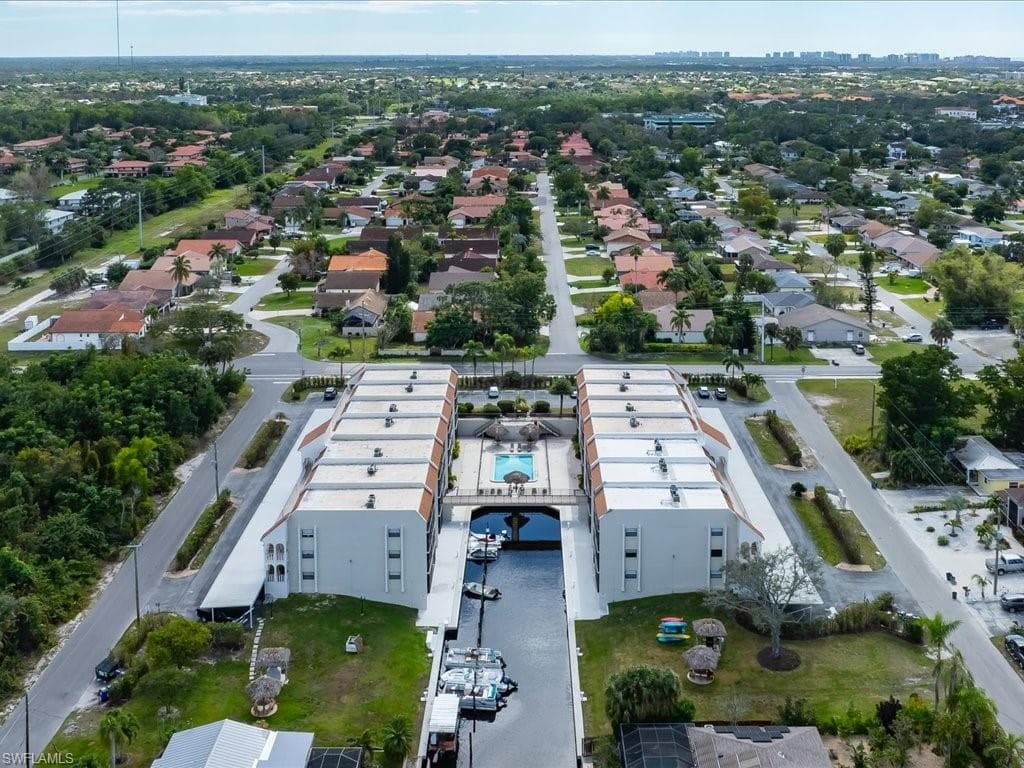 9395 Pennsylvania Ave 7, Bonita Springs, FL 34135-33