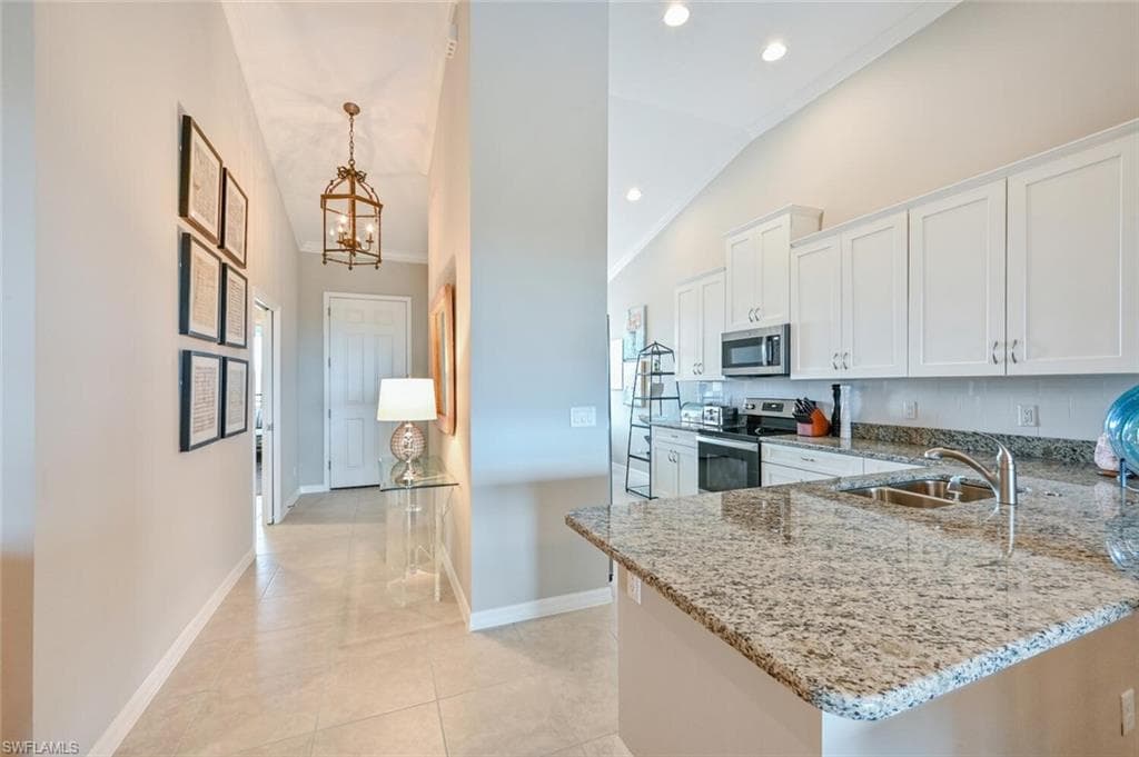 9389 Pocida Ct 202, Naples, FL 34119-9