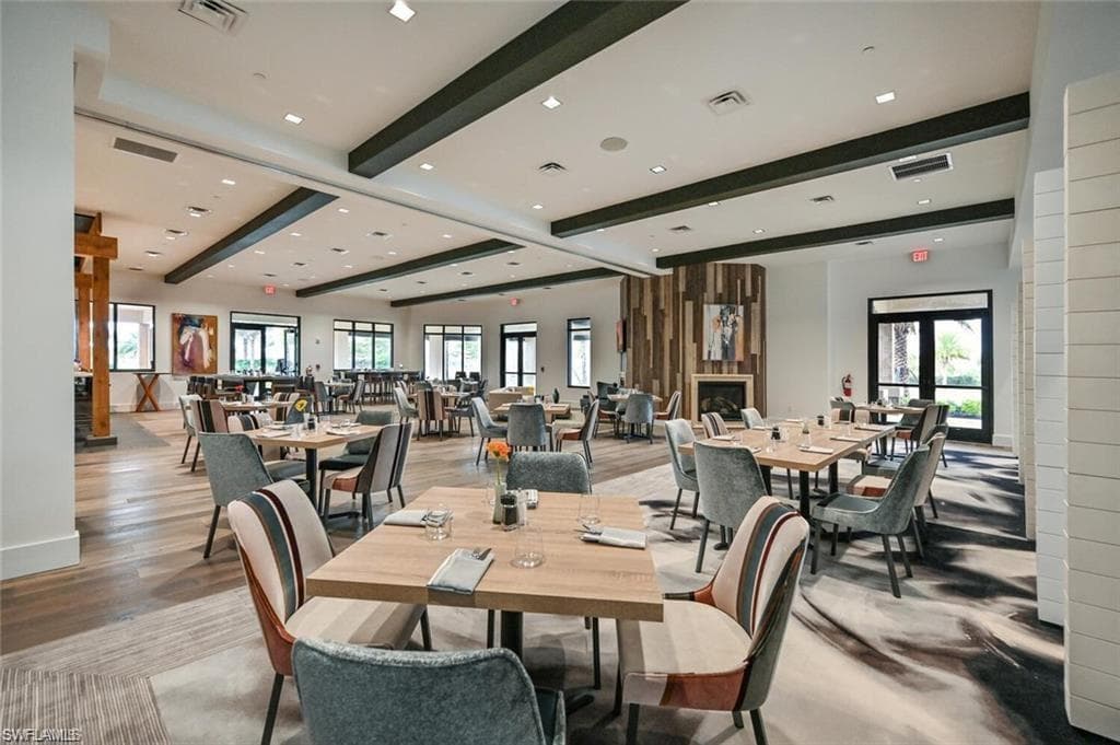 9389 Pocida Ct 202, Naples, FL 34119-25