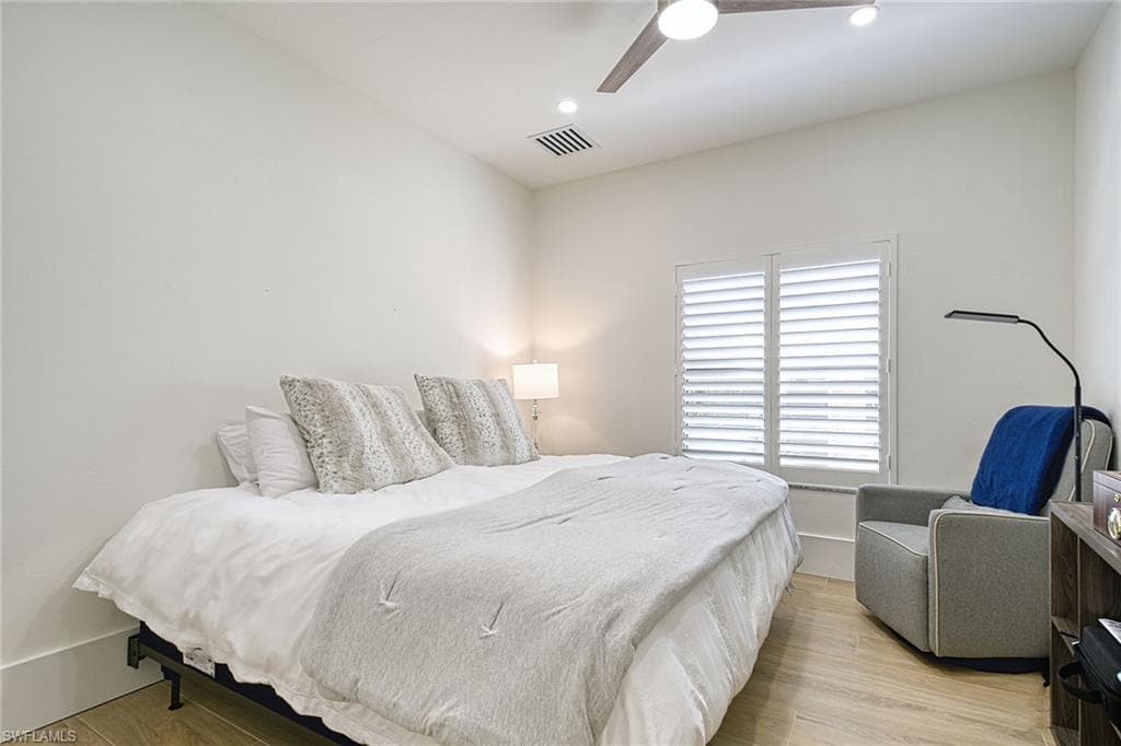 220 Vintage Cir B101, Naples, FL 34119-12