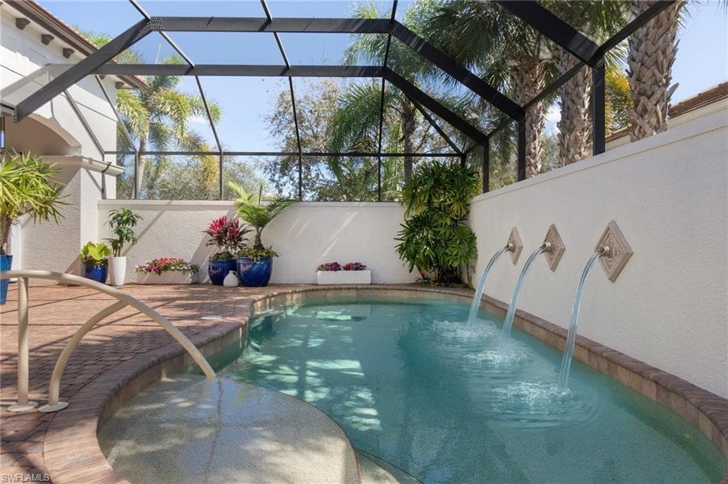 5066 Rustic Oaks Cir, Naples, FL 34105-11