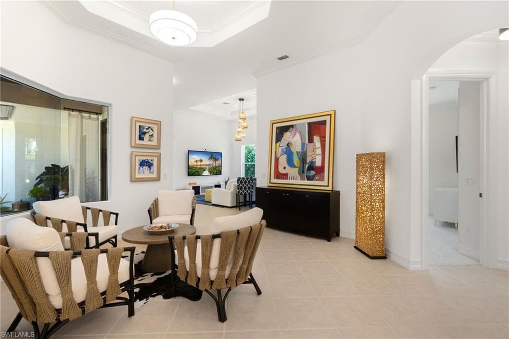 5066 Rustic Oaks Cir, Naples, FL 34105-26