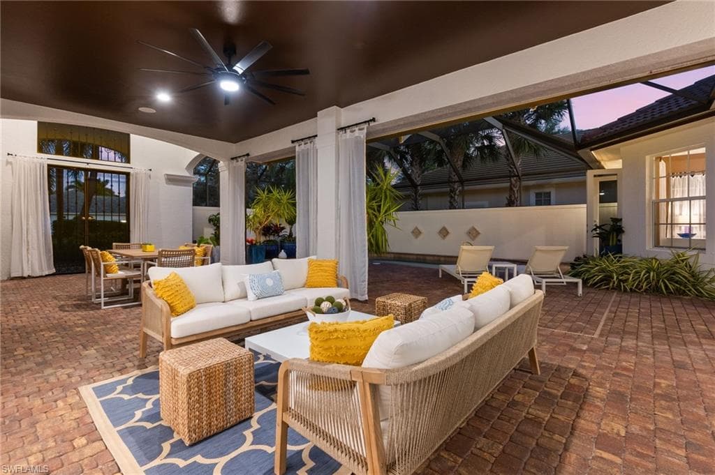 5066 Rustic Oaks Cir, Naples, FL 34105-45